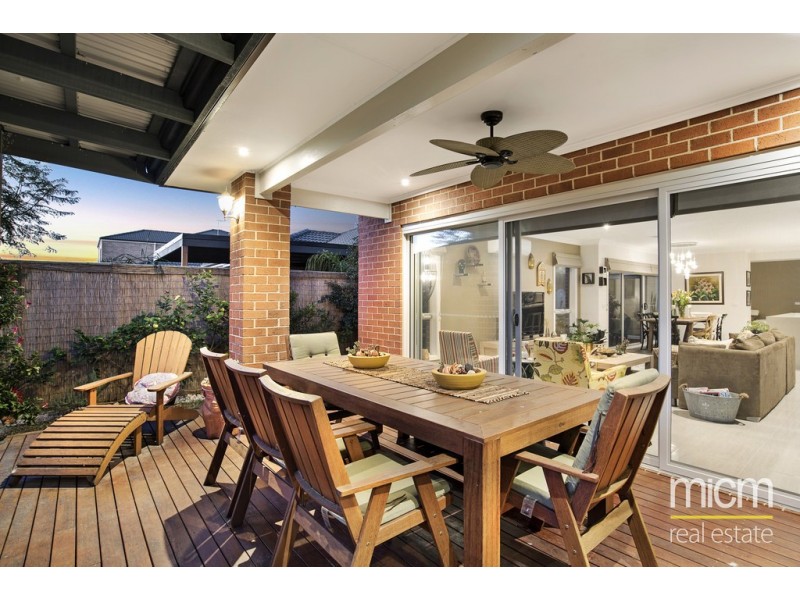 12 Geraldton Road, Point Cook VIC 3030