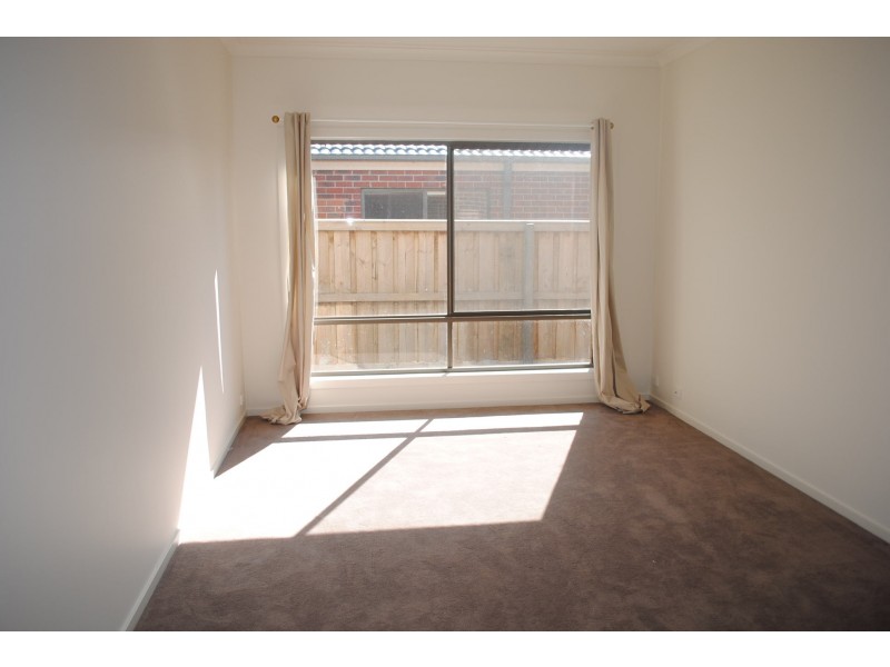 5A Piccolo Way, Point Cook VIC 3030