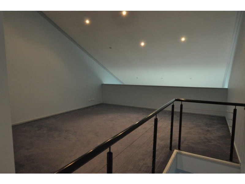 5 Nicholson Place, Melbourne VIC 3000