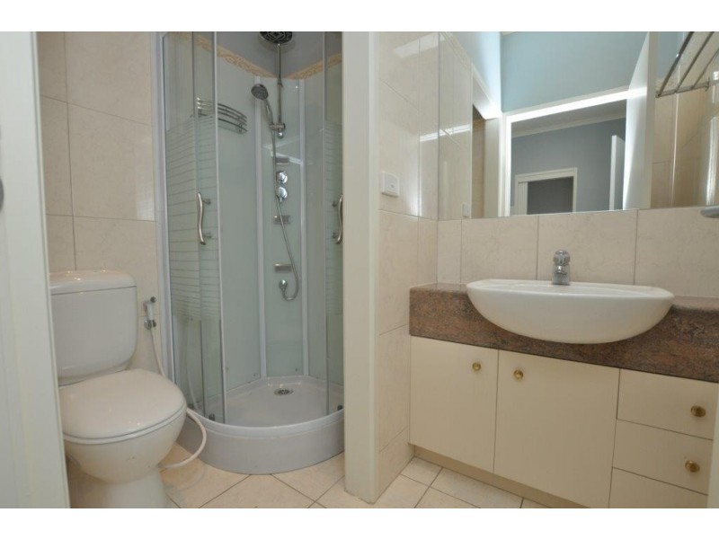 5 Nicholson Place, Melbourne VIC 3000