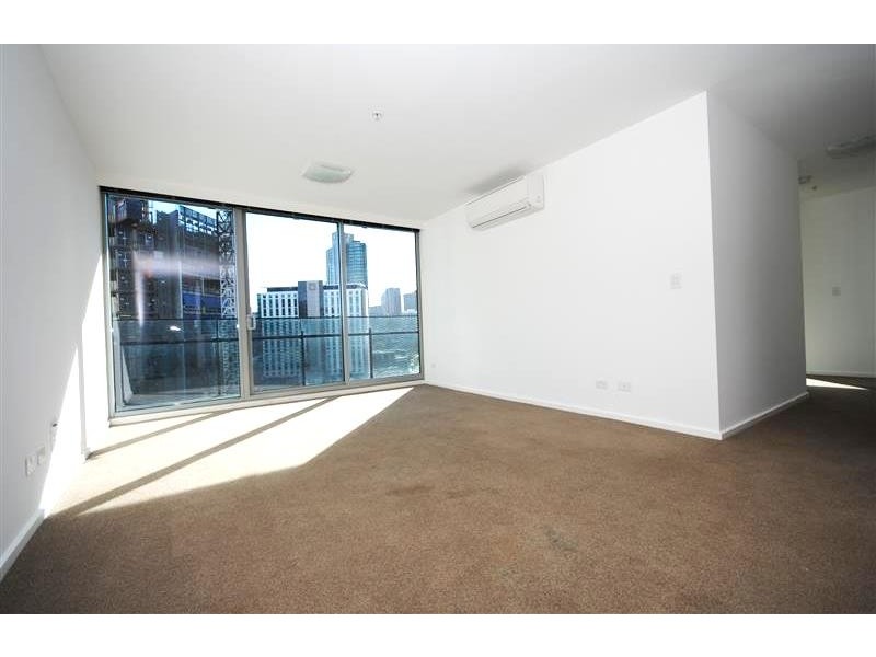 REF 32949/241 City Road, Southbank VIC 3006