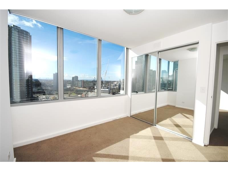 REF 32949/241 City Road, Southbank VIC 3006