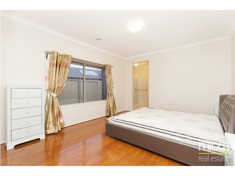 3 Higgins Way, Truganina VIC 3029