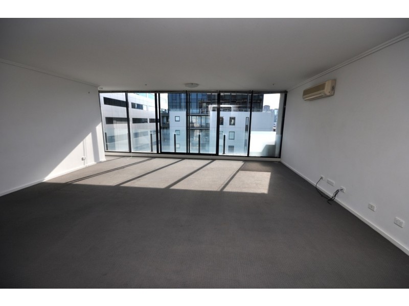 REF 22956/38 Bank Street, South Melbourne VIC 3205