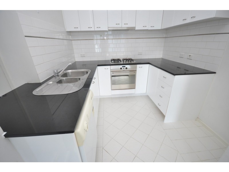 REF 22956/38 Bank Street, South Melbourne VIC 3205