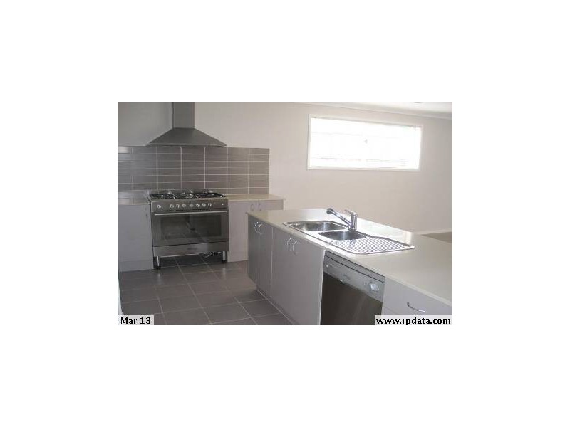 44 Breasley Park Way, Point Cook VIC 3030