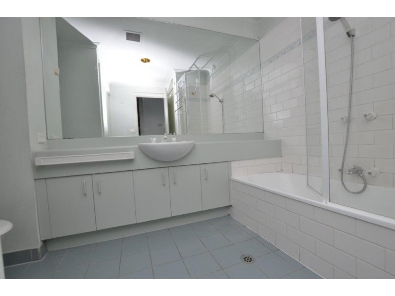 REF 22967/68 Wells Street, Southbank VIC 3006