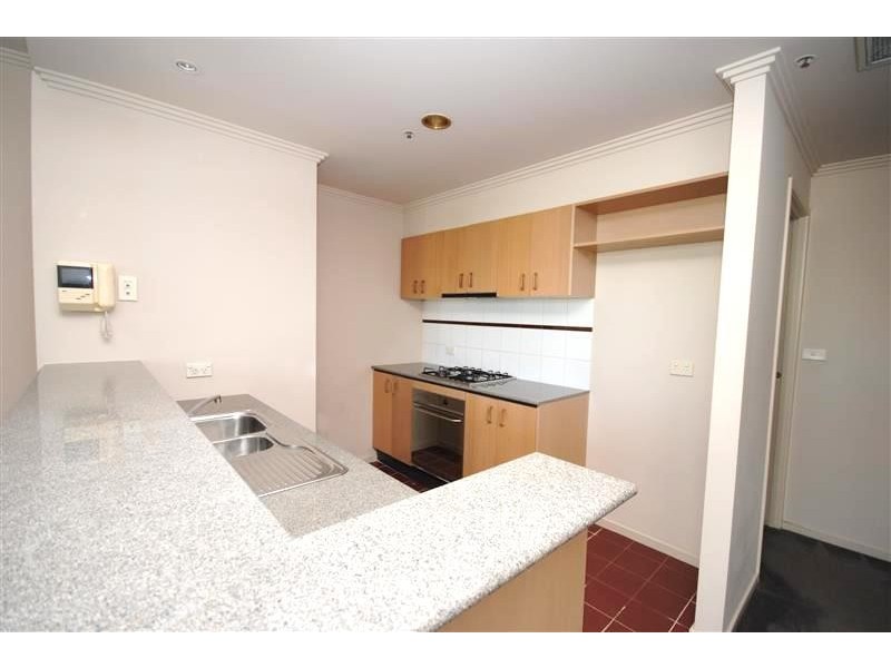 REF 32773/28 Southgate Avenue, Southbank VIC 3006