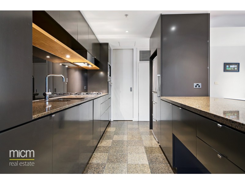 104/55 Victoria Harbour Promenade, Docklands VIC 3008
