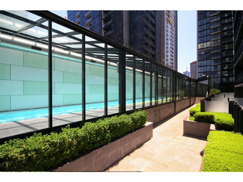 REF 22974/100 Kavanagh Street, Southbank VIC 3006