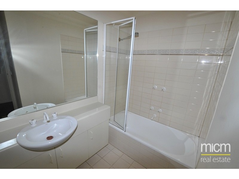 27/16 Courtney Street, North Melbourne VIC 3051