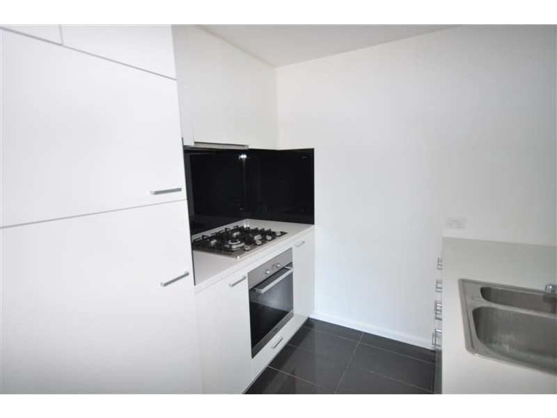 REF 38001/241 City Road, Southbank VIC 3006