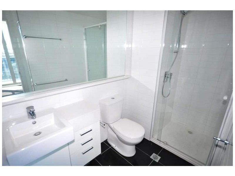 REF 38001/241 City Road, Southbank VIC 3006