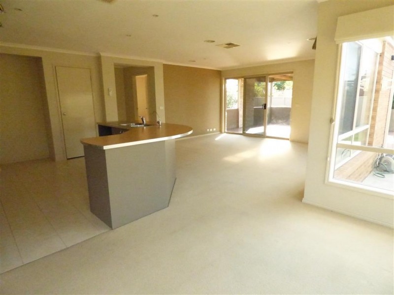 105 The Strand, Point Cook VIC 3030