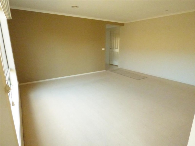 105 The Strand, Point Cook VIC 3030