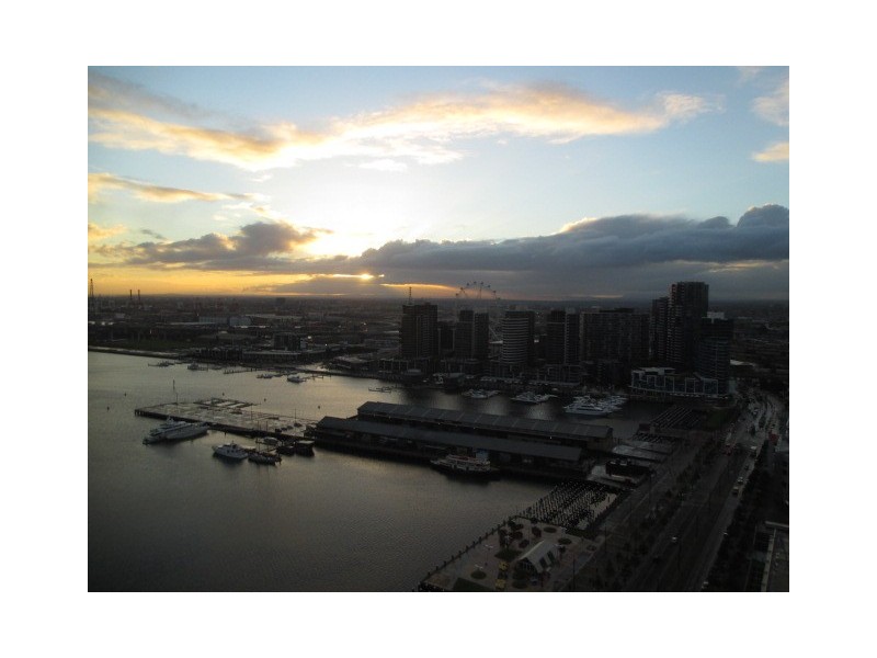 3003/100 Harbour Esplanade, Docklands VIC 3008