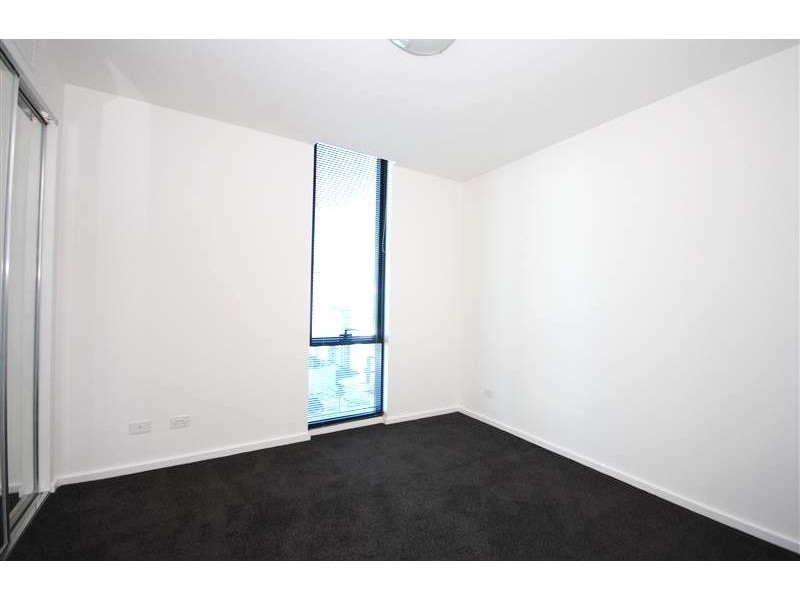 REF 32423/241 City Road, Southbank VIC 3006