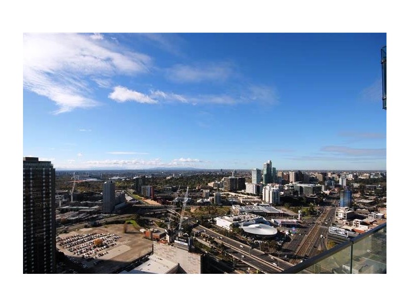 REF 32684/241 City Road, Southbank VIC 3006