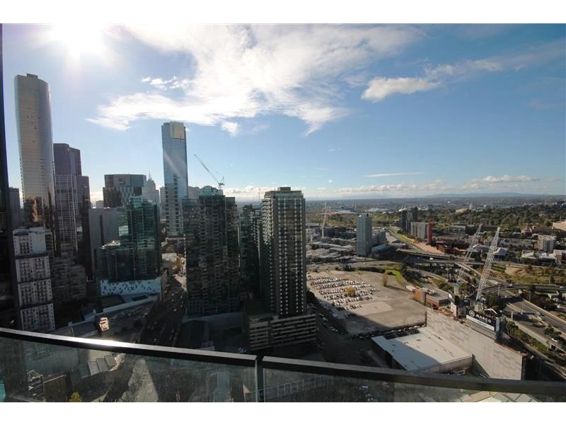 REF 32684/241 City Road, Southbank VIC 3006