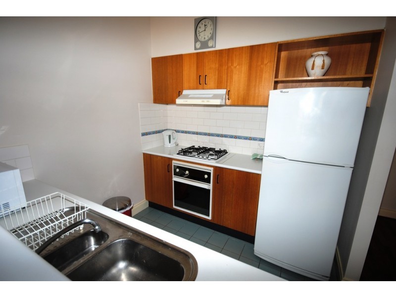 REF 32888/50 Leicester Street, Carlton VIC 3053