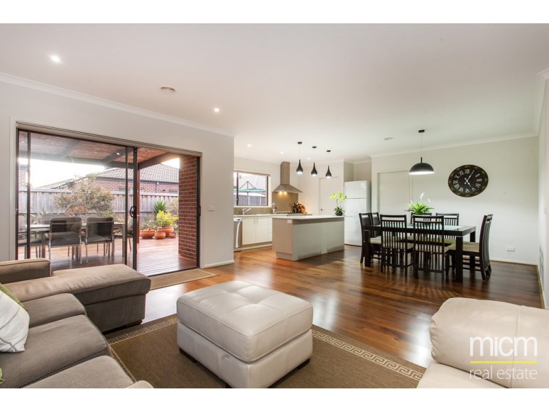 10 Geraldton Road, Point Cook VIC 3030