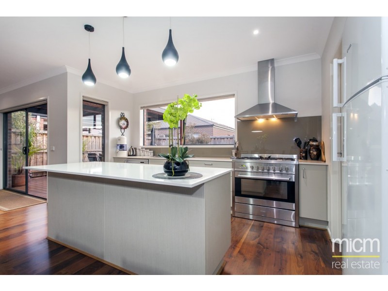 10 Geraldton Road, Point Cook VIC 3030