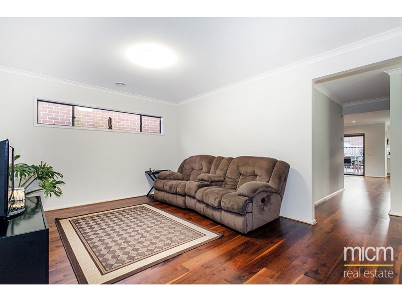 10 Geraldton Road, Point Cook VIC 3030