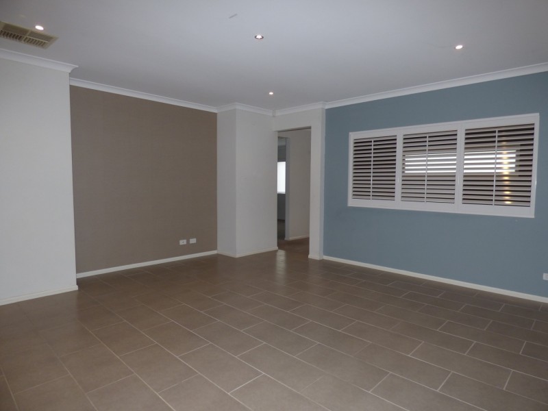 14 Cresswell Avenue, Williams Landing VIC 3027