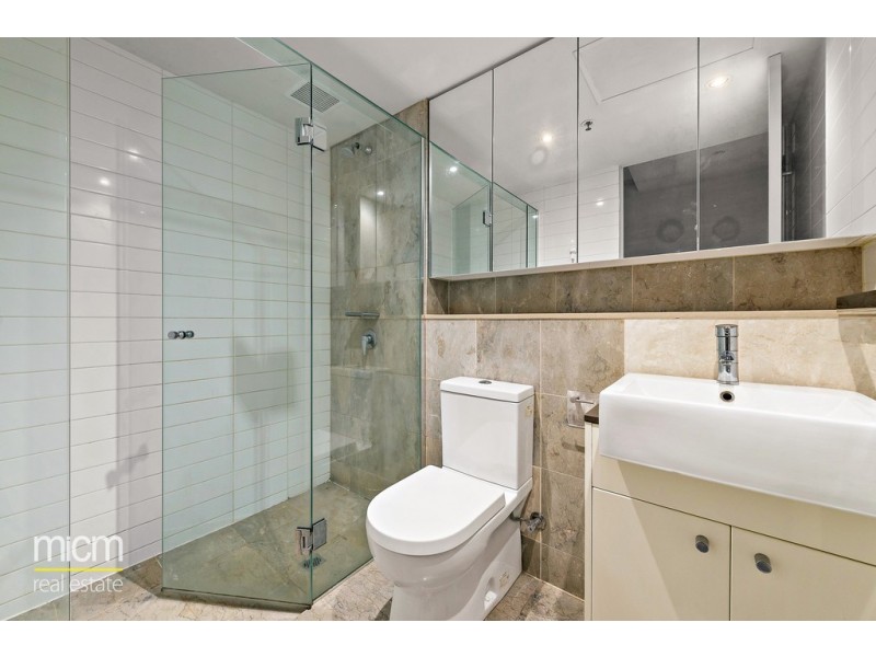 1805/8 Mccrae Street, Docklands VIC 3008