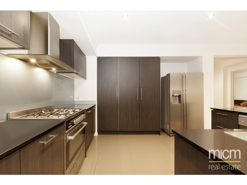 9 Wattle Tree Drive, Point Cook VIC 3030