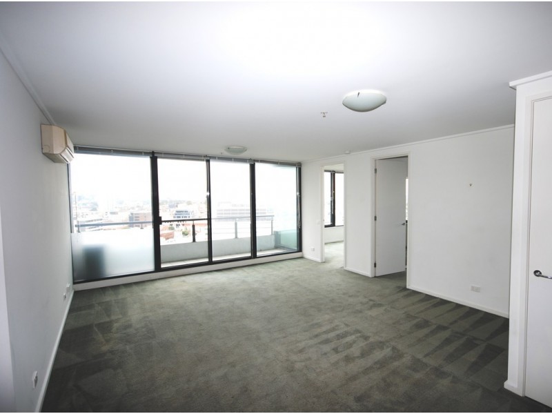 REF 23005/99 Whiteman Street, Southbank VIC 3006