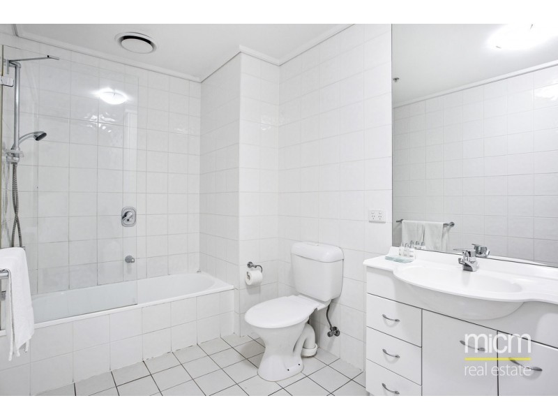 159/99 Whiteman Street, Southbank VIC 3006