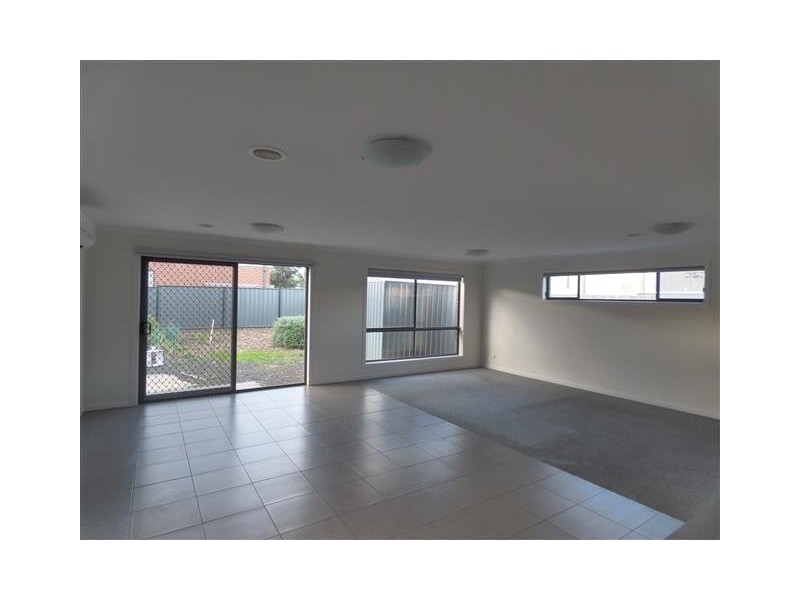 58A Tom Roberts Parade, Point Cook VIC 3030