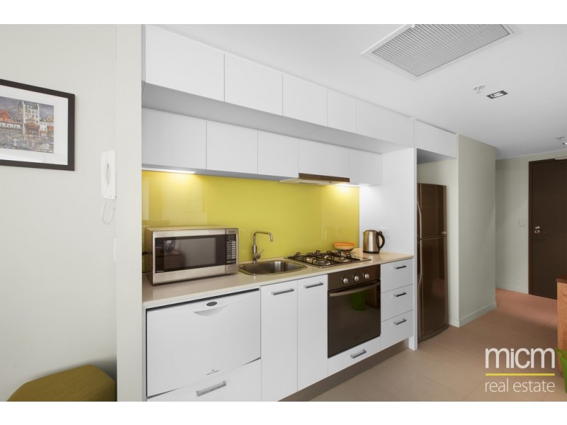 612/100 Harbour Esplanade, Docklands VIC 3008