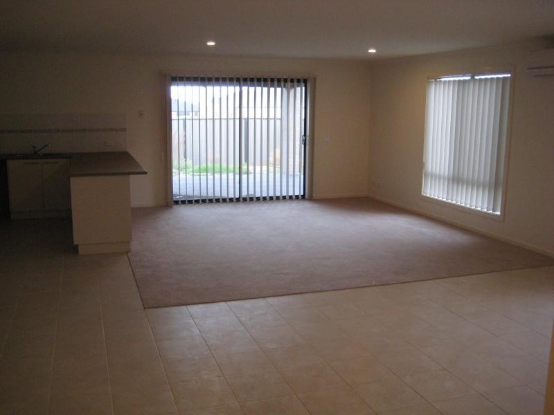 40 Danfield Drive, Tarneit VIC 3029