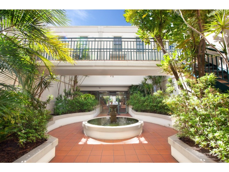 REF 23035/682 Nicholson Street, Fitzroy North VIC 3068