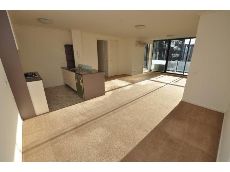 REF 23036/100 Kavanagh Street, Southbank VIC 3006