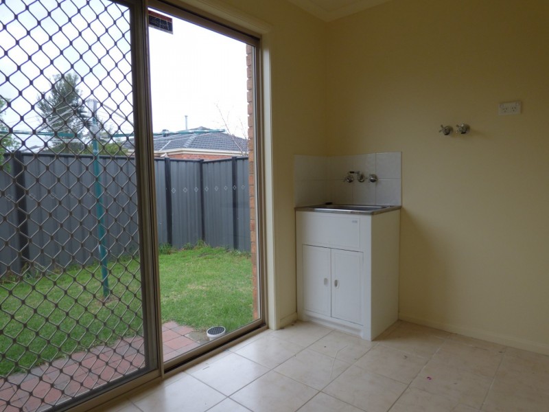 11 Caldicott Crescent, Point Cook VIC 3030