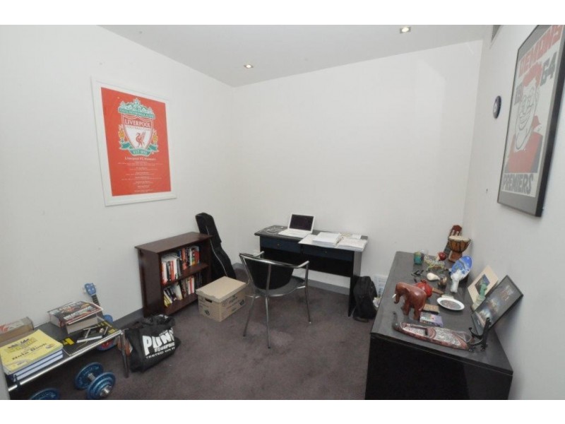 706/1 Roy Street, Melbourne VIC 3000