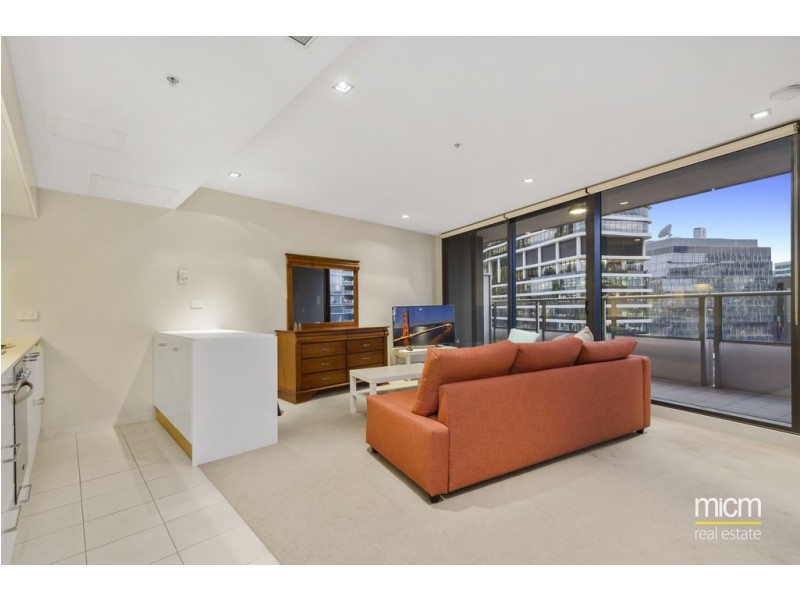 1314/100 Harbour Esplanade, Docklands VIC 3008