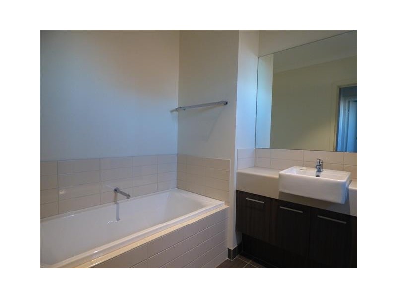 88 Sunnybank Drive, Point Cook VIC 3030