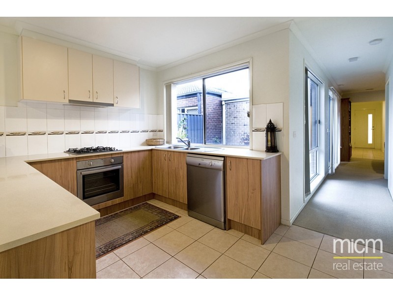 16 Rocky Gate Drive, Truganina VIC 3029