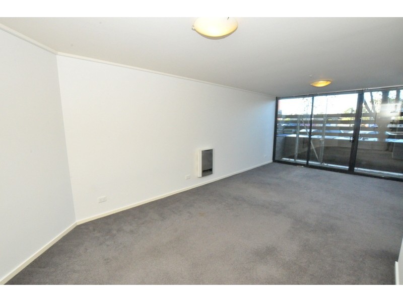 REF 23049/100 Kavanagh Street, Southbank VIC 3006