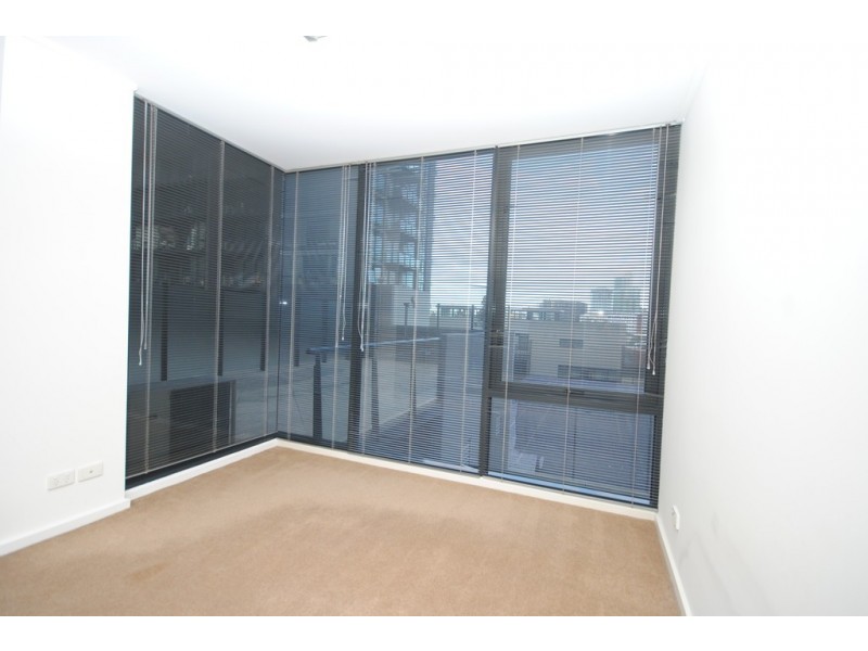 REF 23050/183 City Road, Southbank VIC 3006