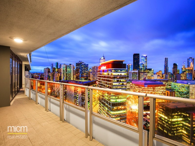 3304/100 Harbour Esplanade, Docklands VIC 3008