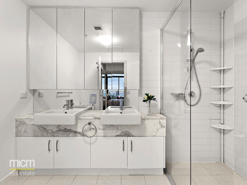 3602/100 Harbour Esplanade, Docklands VIC 3008