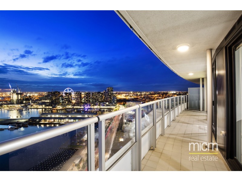 2703/100 Harbour Esplanade, Docklands VIC 3008