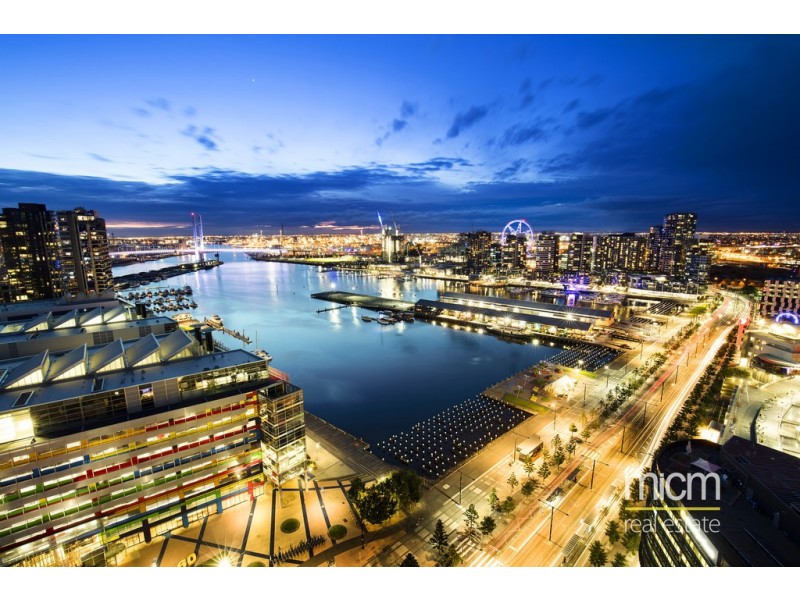 2703/100 Harbour Esplanade, Docklands VIC 3008