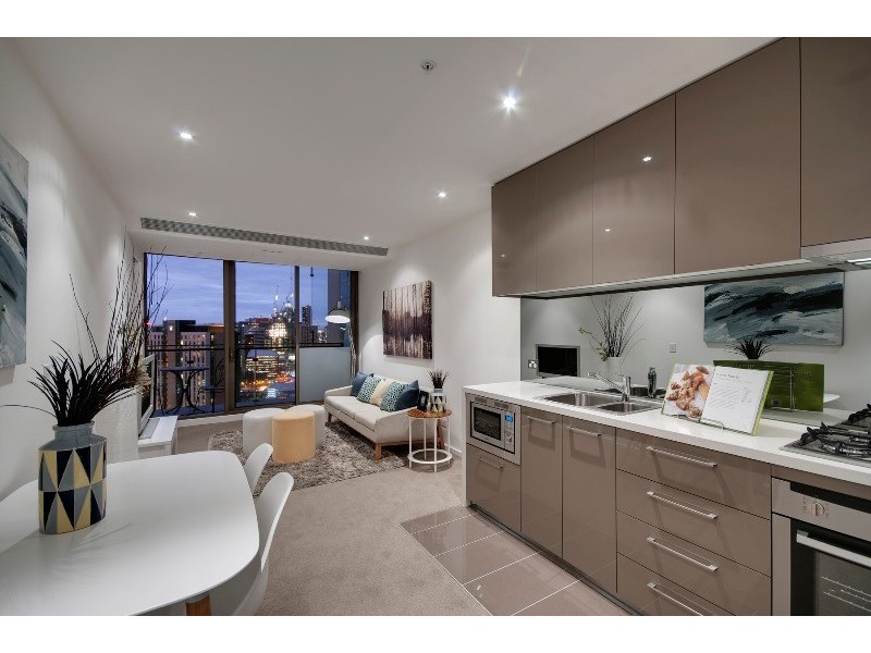 REF 23060/118 Kavanagh Street, Southbank VIC 3006