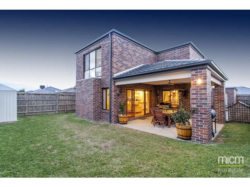 23 Oakland Avenue, Point Cook VIC 3030